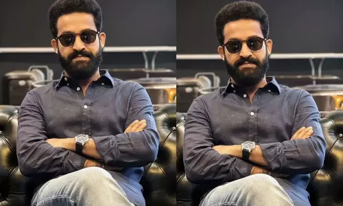 సోషల్ మీడియాని షేక్ చేస్తున్న ఎన్టీఆర్ కొత్త లుక్..