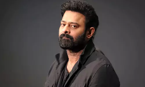 తెలుగు రైట్స్ మొత్తం హీరోకి ఇచ్చేస్తే నిర్మాతలకేంటి లాభం?