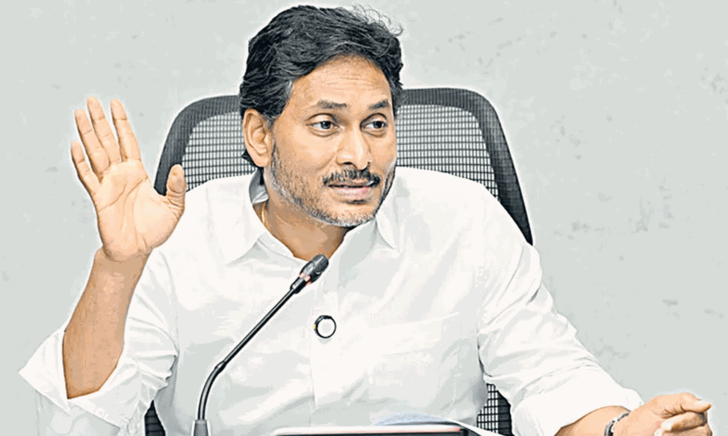 కడప మేయర్ ఎన్నిక...జగన్ కి కొత్త సవాల్ కడప మేయర్ ఎన్నిక...జగన్ కి కొత్త సవాల్