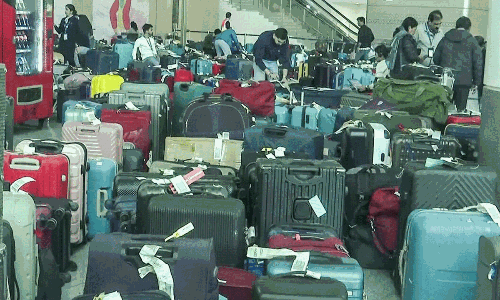 ఇండిగో దెబ్బ...సూట్ కేసులు మాయం