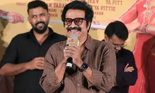 చలాన్ కట్టండి ప్లీజ్.. స్టేజ్ మీదే ప్రొడ్యూసర్ కి బ్రహ్మాజీ రిక్వెస్ట్!