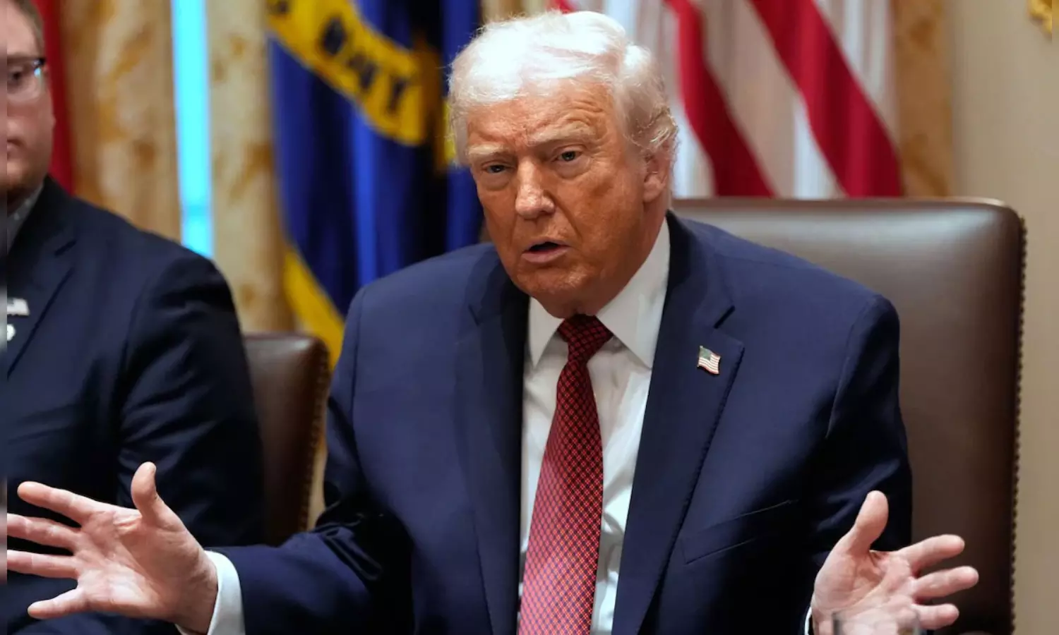 5 నెలల్లో 85,000 వీసాల రద్దు.. ట్రంప్ తలుచుకుంటే అంతే మరీ! 5 నెలల్లో 85,000 వీసాల రద్దు.. ట్రంప్ తలుచుకుంటే అంతే మరీ!