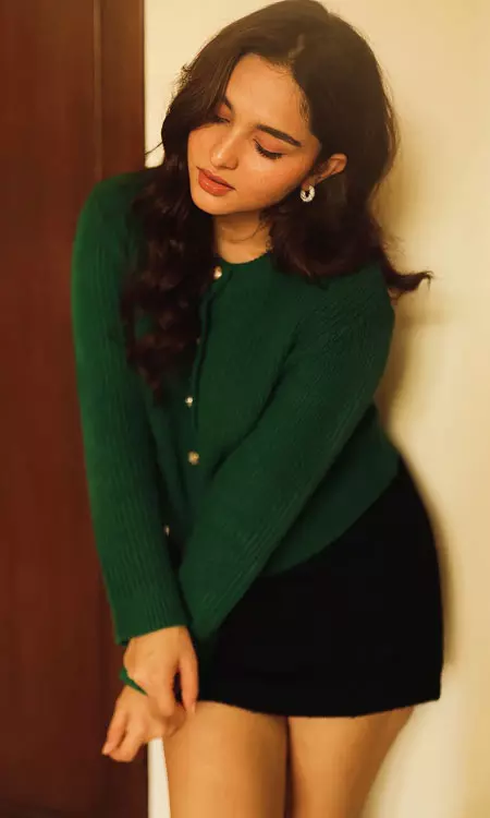 Kayadu Lohar Spreads December Joy With Her Radiant Smile