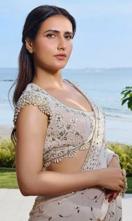 Fatima Sana Shaikhs Saree Look Sets New Fashion Goals