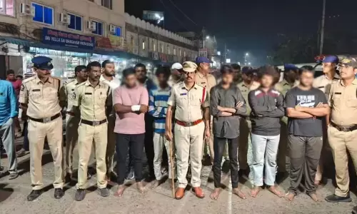 భయం పుట్టించేందుకు... ఏపీలో నిందితులకు కొత్త ట్రీట్ మెంట్!