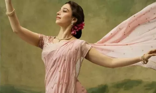 రూటు మార్చిన మిల్కీ బ్యూటీ