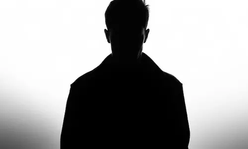 డైలాగులు మార్చ‌డంపై స్టార్ రైట‌ర్ అసంతృప్తి!