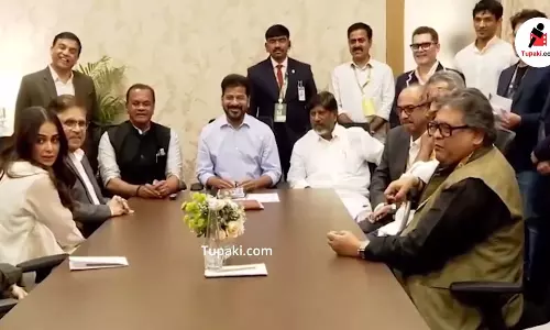 స్క్రిప్ట్ తో రండి.. సినిమాతో వెళ్ళండి.. రేవంత్ రెడ్డి బంపర్ ఆఫర్!