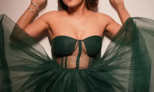 Madhurima Tuli’s Retro Glam