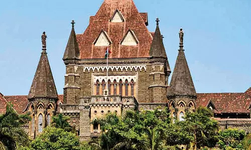 ట్రైన్ జర్నీలో ప్రాణాలు పోయిన కేసులో బాంబే హైకోర్టు కీలక వ్యాఖ్యలు