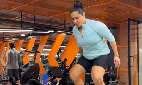 50కి చేరువలో కూడా ఈ స్టంట్స్ ఏంటి మేడమ్!