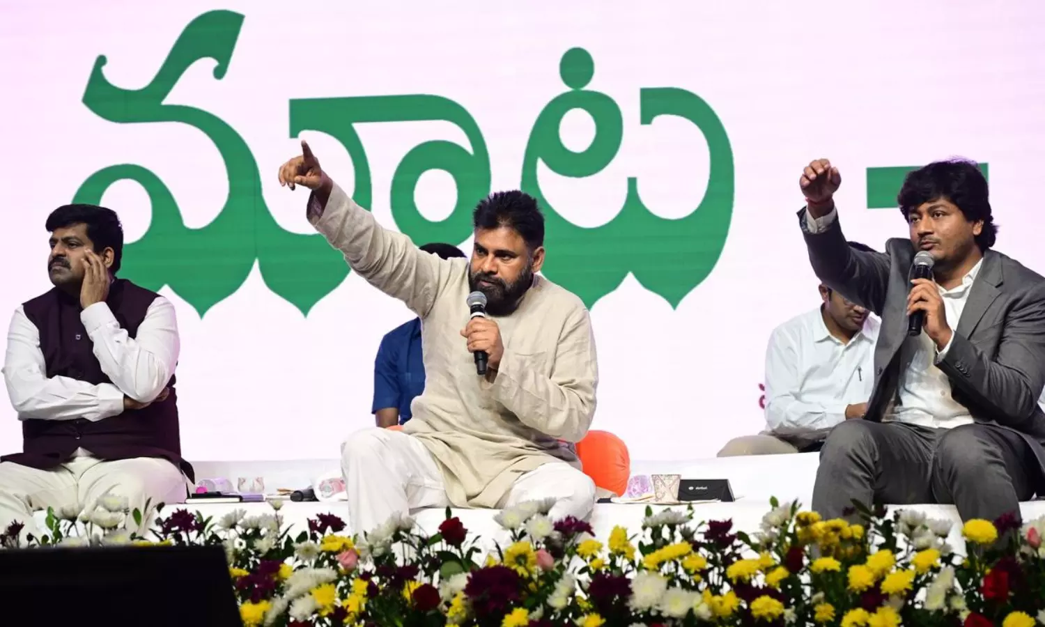 అందుకే అడిగి మరీ ఆ శాఖను తీసుకున్నా: పవన్ కల్యాణ్ అందుకే అడిగి మరీ ఆ శాఖను తీసుకున్నా: పవన్ కల్యాణ్