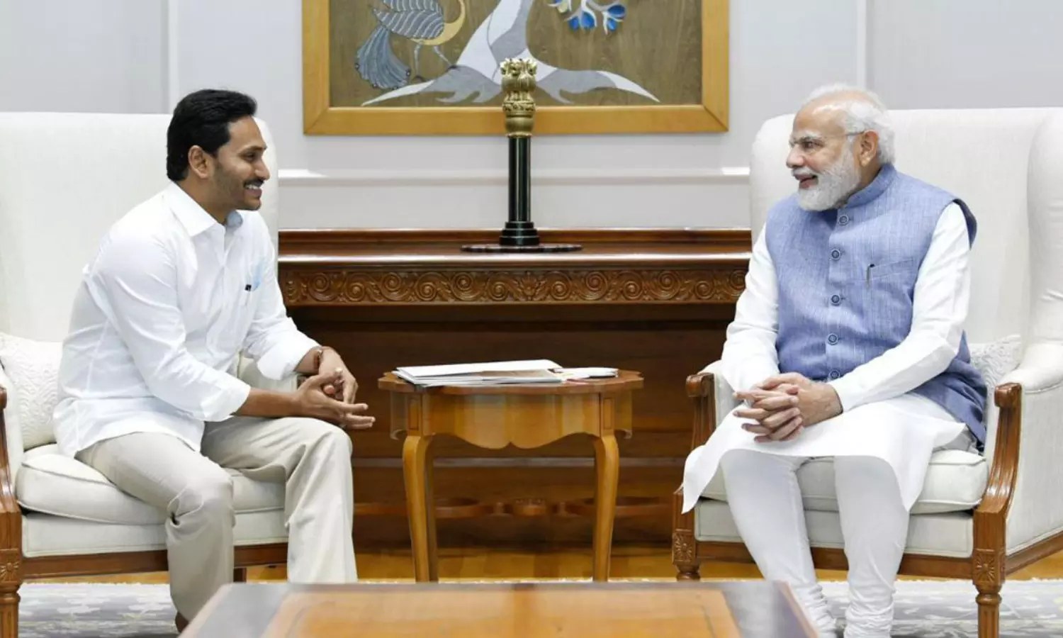 జగన్ కి మోడీకి అదొక్కటే మిగిలింది ! జగన్ కి మోడీకి అదొక్కటే మిగిలింది !