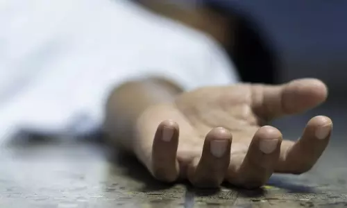 ప్రేమ గురించి మాట్లాడదామని పిలిచి..క్రికెట్ బ్యాట్ తో కొట్టి చంపేశారా?