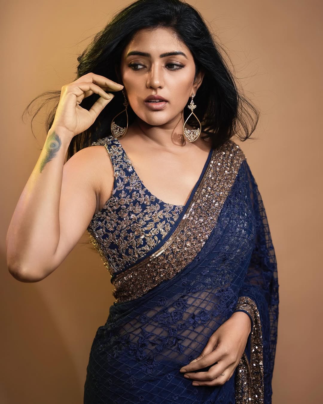 Eesha Rebba Serving a Vibe That Leaves You Speechless Eesha Rebba Serving a Vibe That Leaves You Speechless