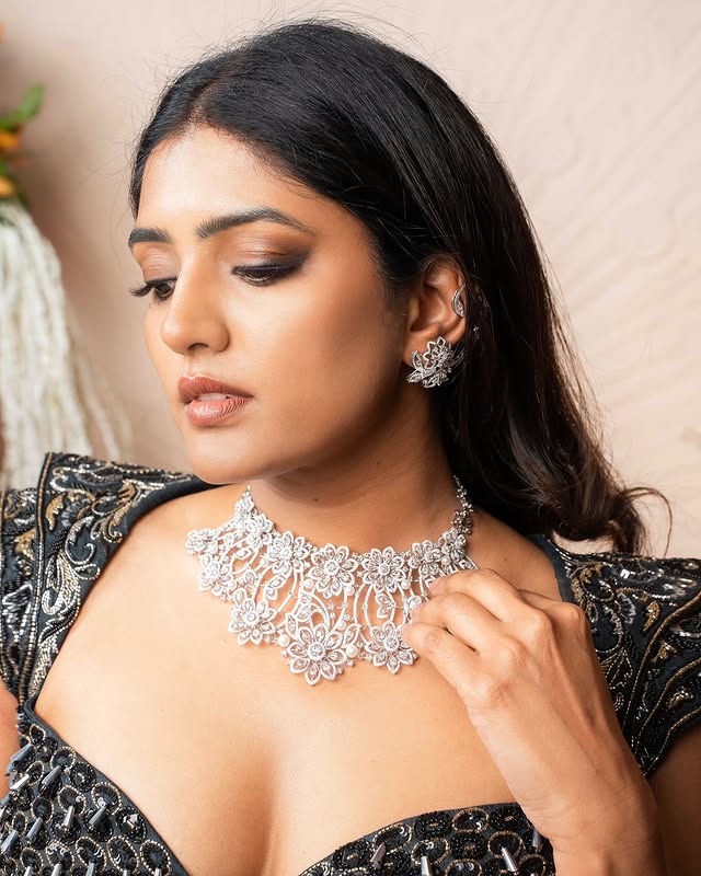 Eesha Rebba Serving a Vibe That Leaves You Speechless Eesha Rebba Serving a Vibe That Leaves You Speechless