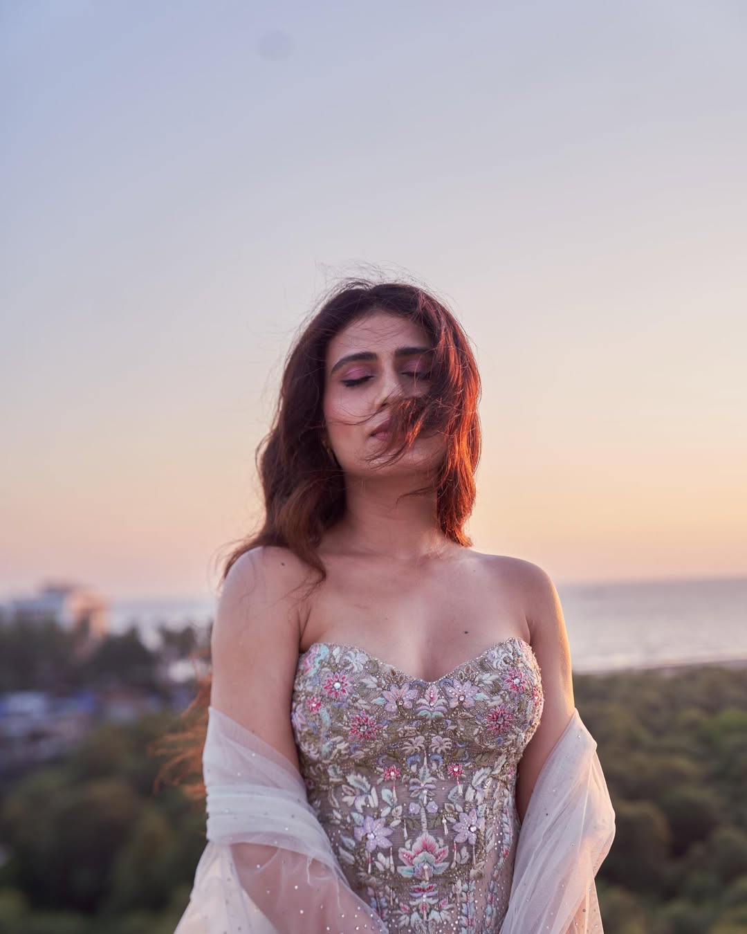 Effortless Queen Vibes: Fatima Sana Shaikh’s Latest Saree Look