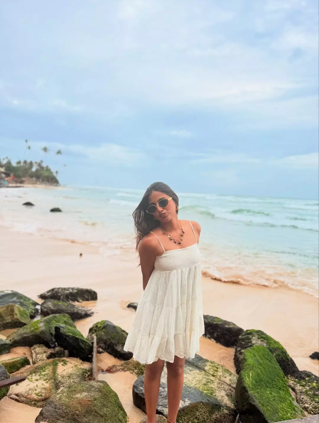 Pranavi Manukonda Stuns in Timeless Black Elegance