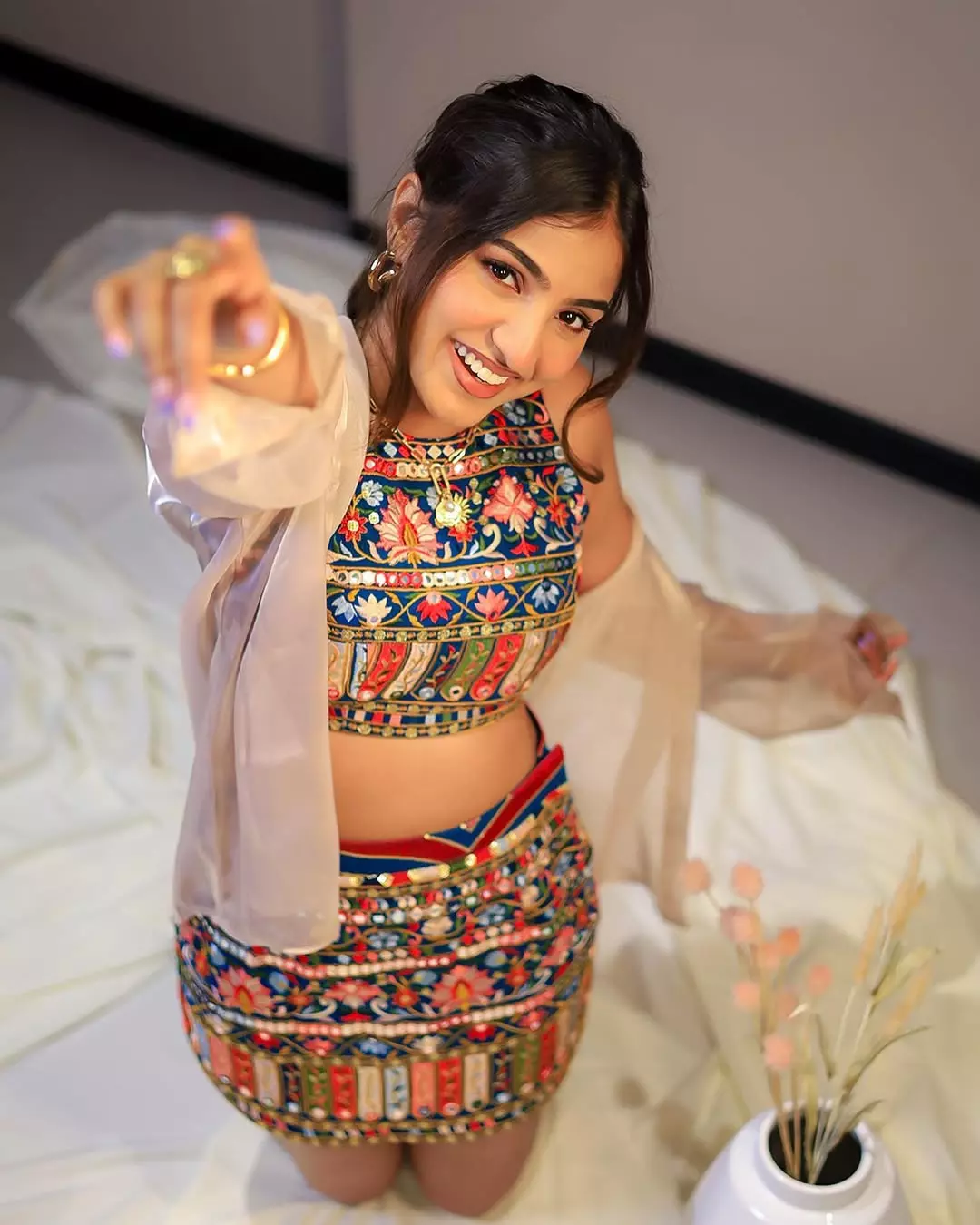 Pranavi Manukonda Stuns in Timeless Black Elegance