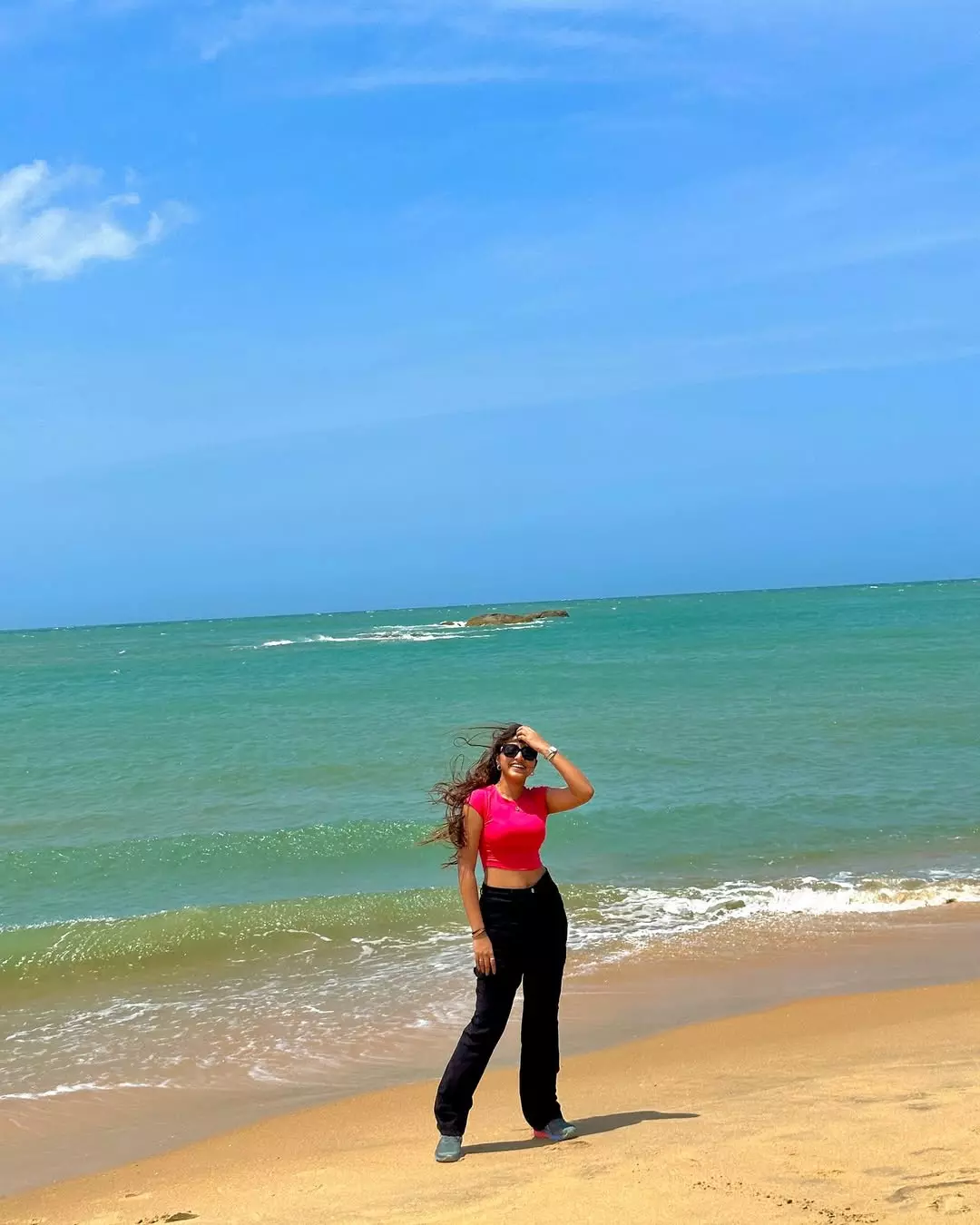 Pranavi Manukonda Stuns in Timeless Black Elegance