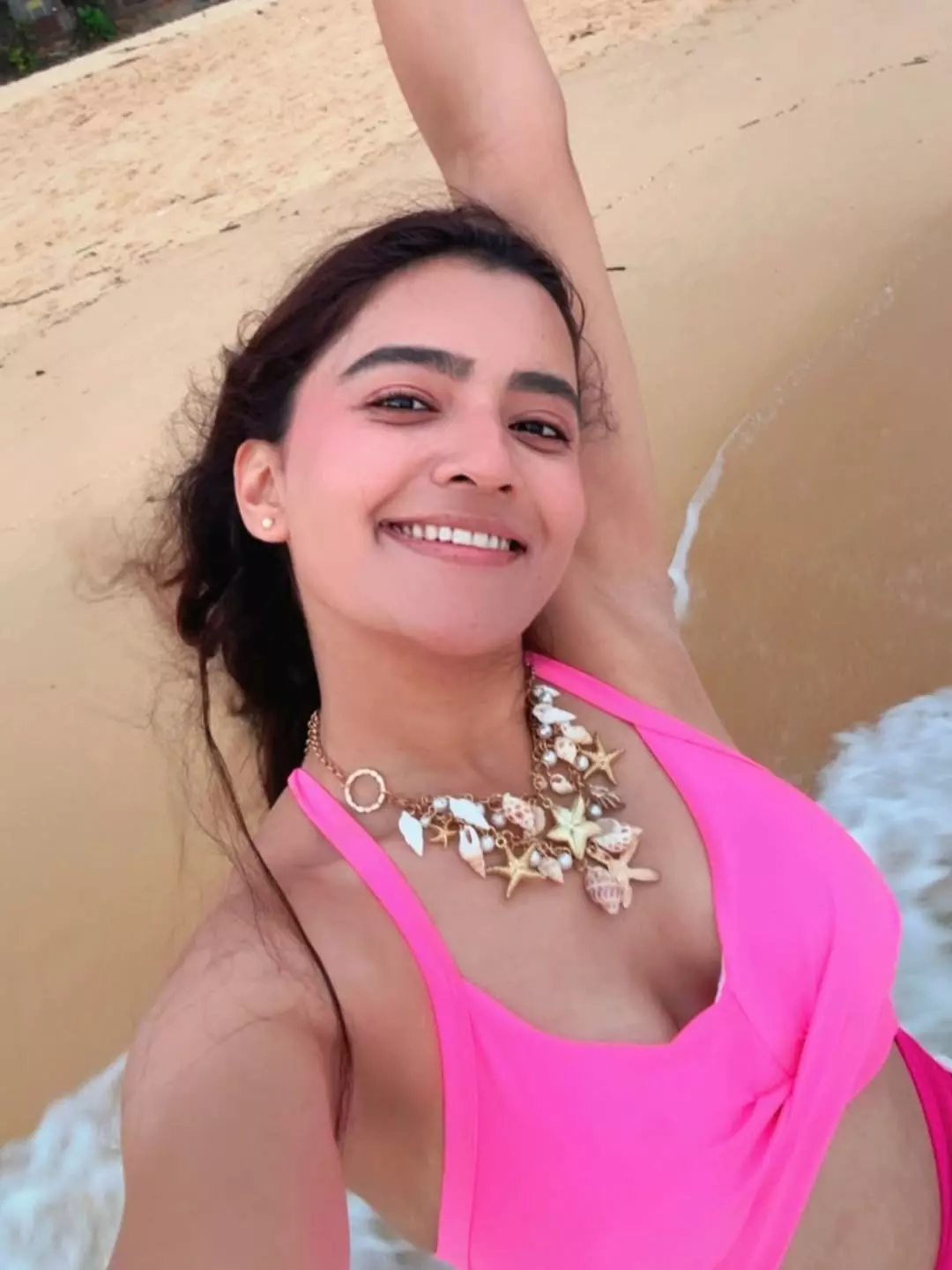 Rukshar Dhillon’s badass vibe steals the spotlight on social media