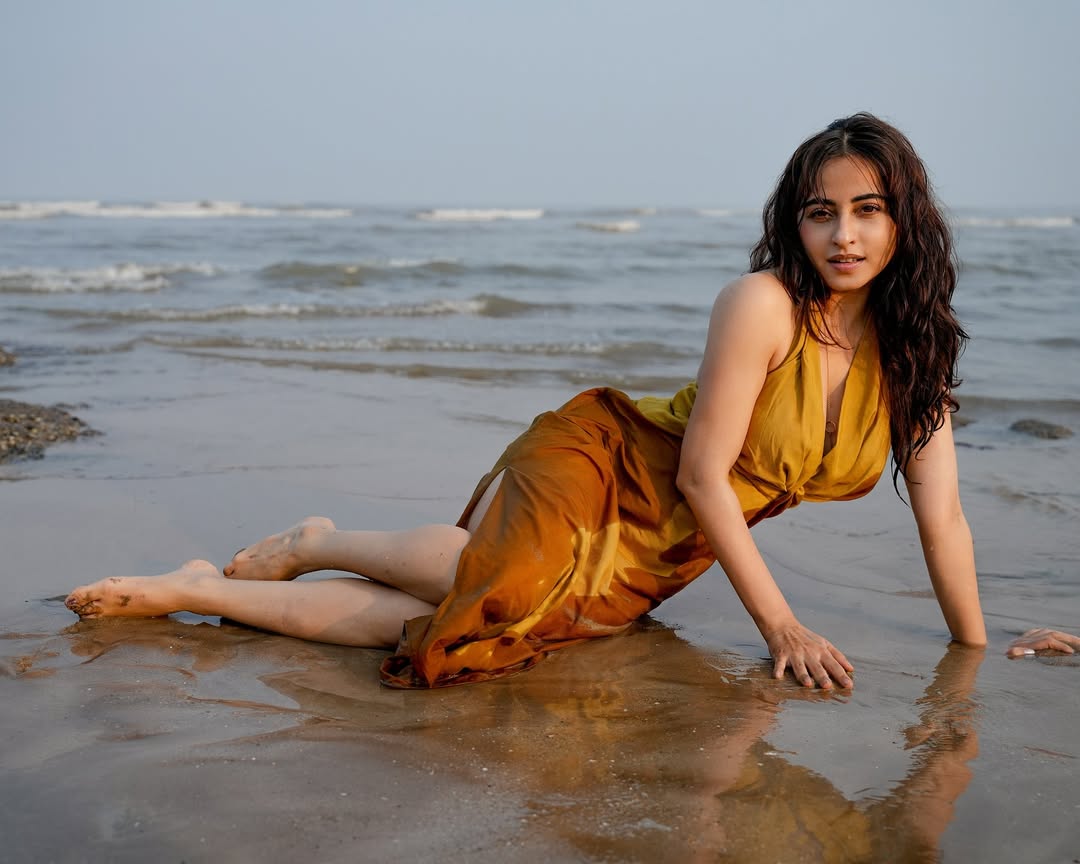 Niyati Fatnani’s Dreamy Saree Look Goes Viral Niyati Fatnani’s Dreamy Saree Look Goes Viral