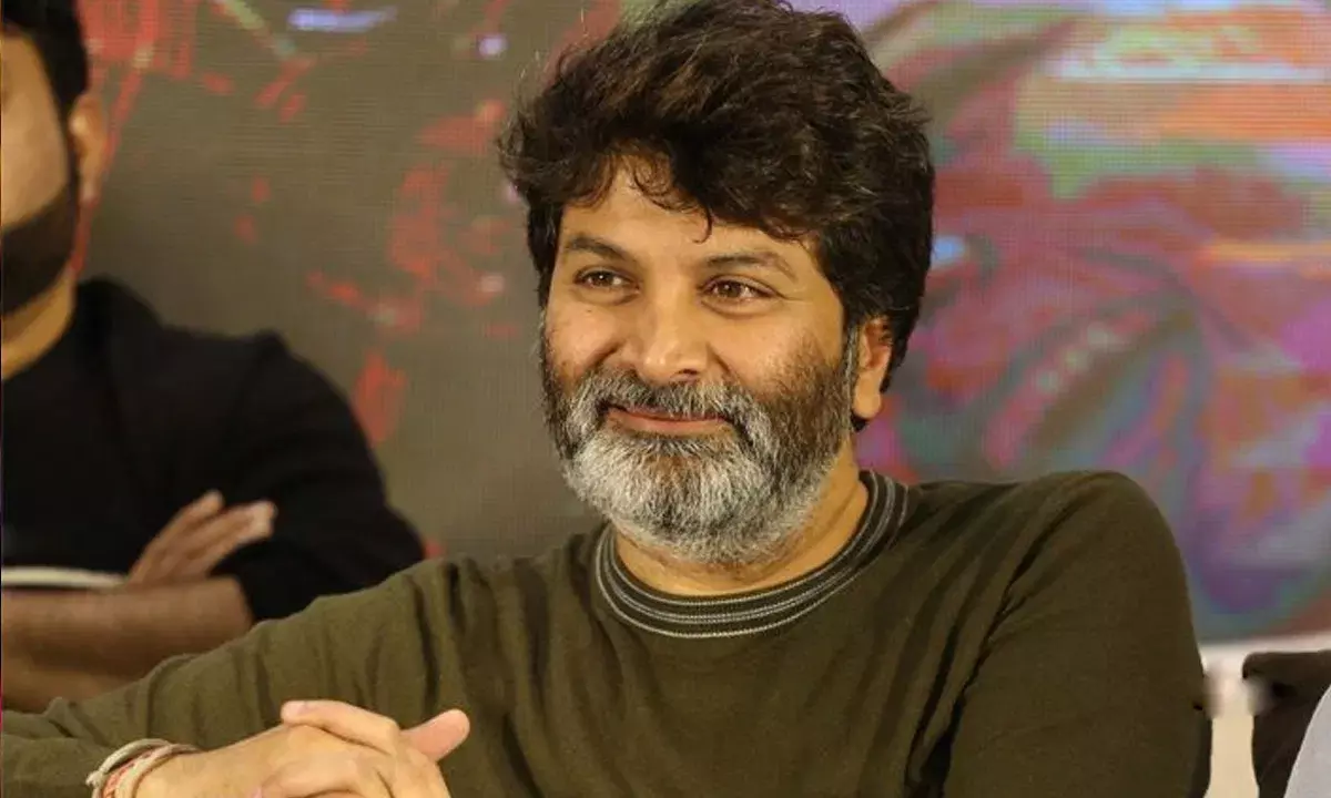 గురూజీ డెడ్ స్లో..ఇలా అయితే ఎలా?