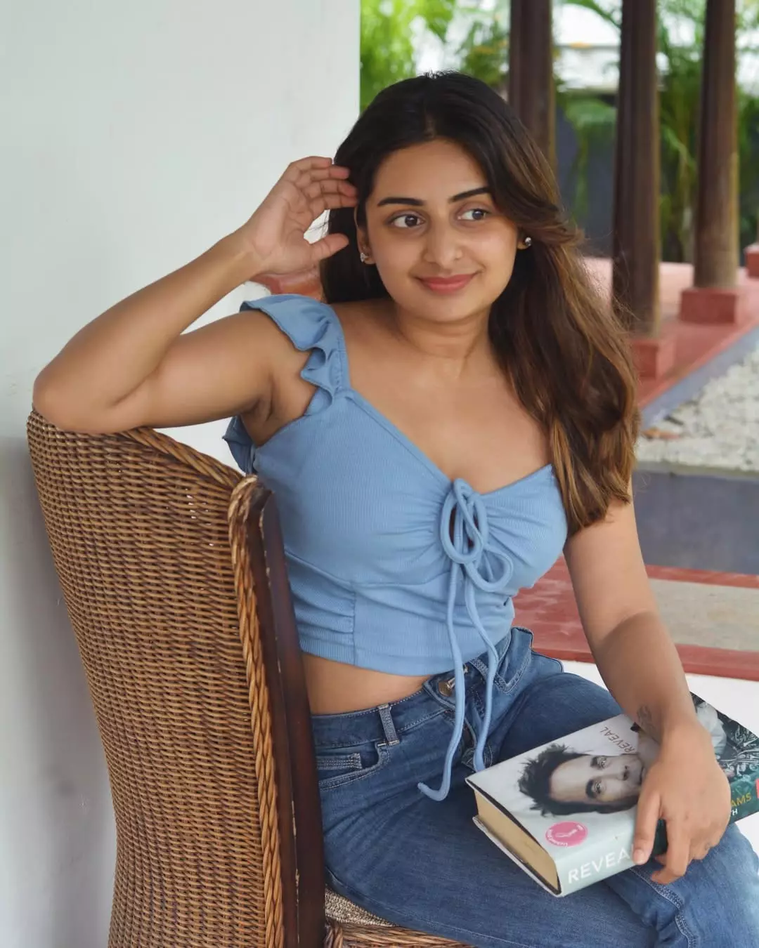 Esther Anil stuns fans with maldives vacation photos