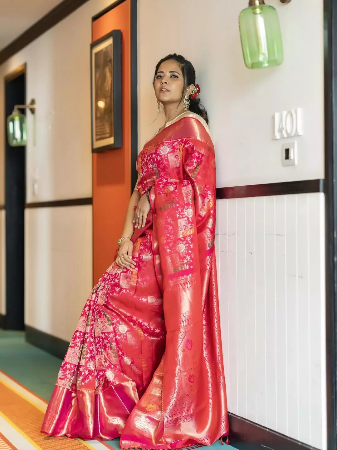 Anasuya in a Graceful Pink Saree Look Anasuya in a Graceful Pink Saree Look