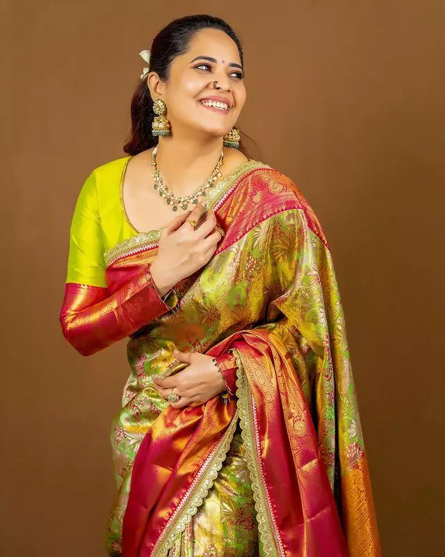 Anasuya in a Graceful Pink Saree Look