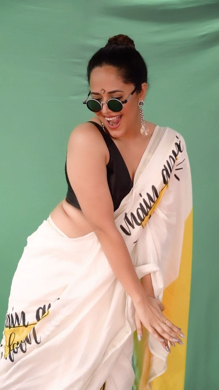 Anasuya in a Graceful Pink Saree Look