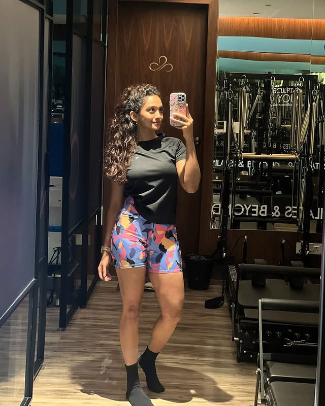 Saanve Megghana Lights Up the Evening Sky Saanve Megghana Lights Up the Evening Sky