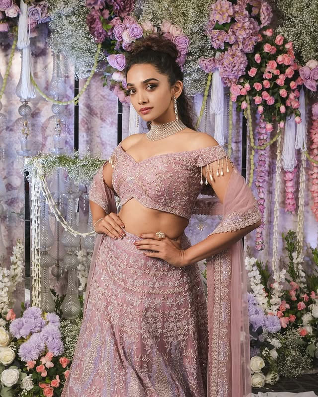 Saanve Megghana Lights Up the Evening Sky Saanve Megghana Lights Up the Evening Sky