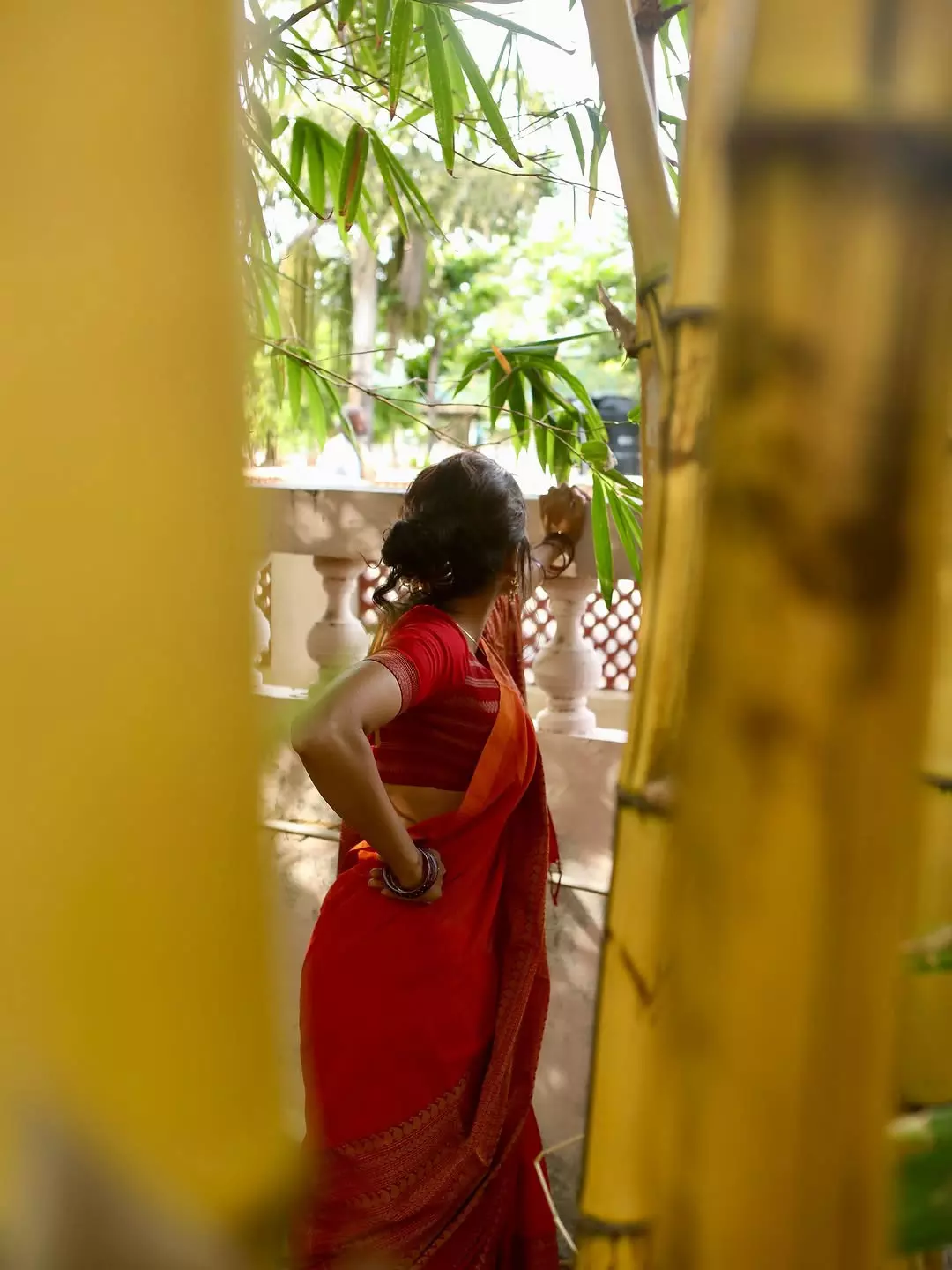 Sobhita Dhulipalas Gold Lehenga Portrays Royal Moment Sobhita Dhulipalas Gold Lehenga Portrays Royal Moment