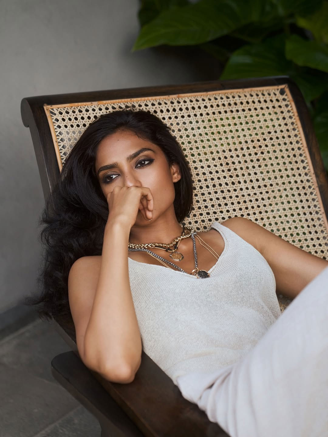 Sobhita Dhulipalas Gold Lehenga Portrays Royal Moment Sobhita Dhulipalas Gold Lehenga Portrays Royal Moment