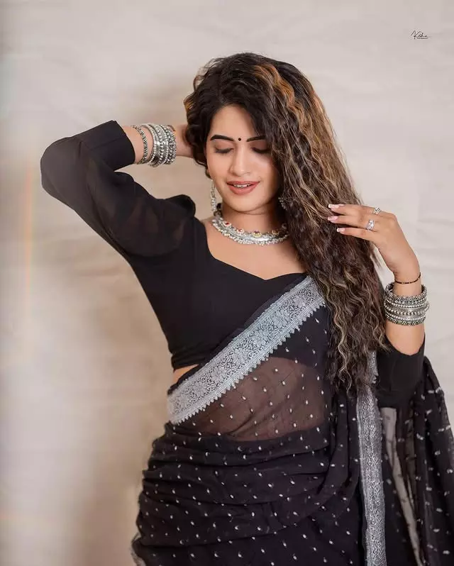 Sravanthi Chokarapu Wows Fans with Chic Two-Piece Look