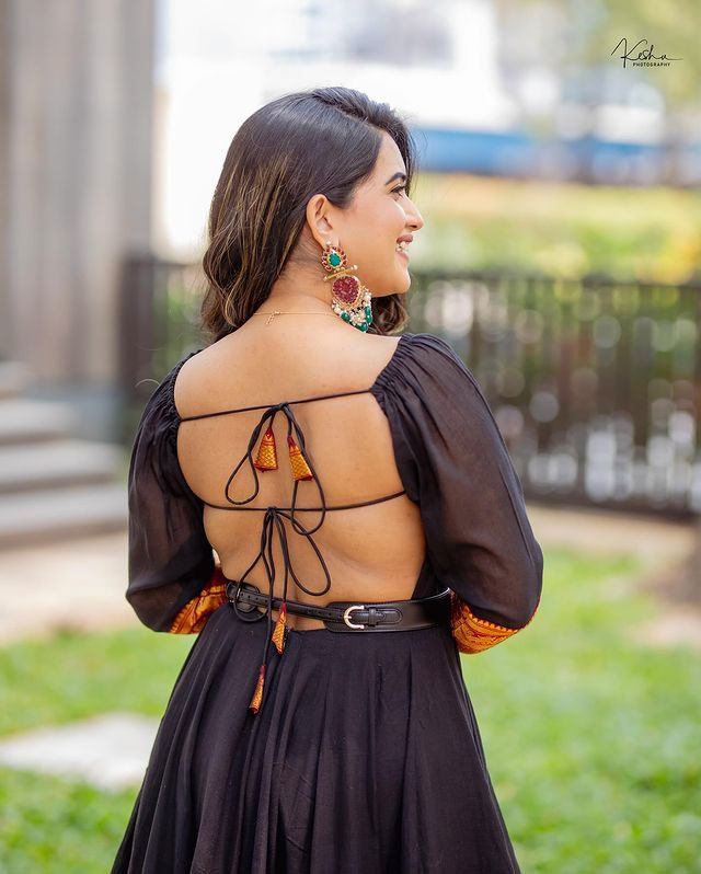 Sravanthi Chokarapu Wows Fans with Chic Two-Piece Look