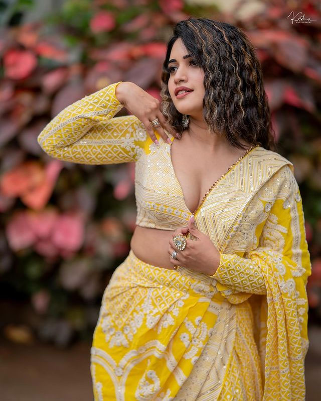 Sravanthi Chokarapu Wows Fans with Chic Two-Piece Look