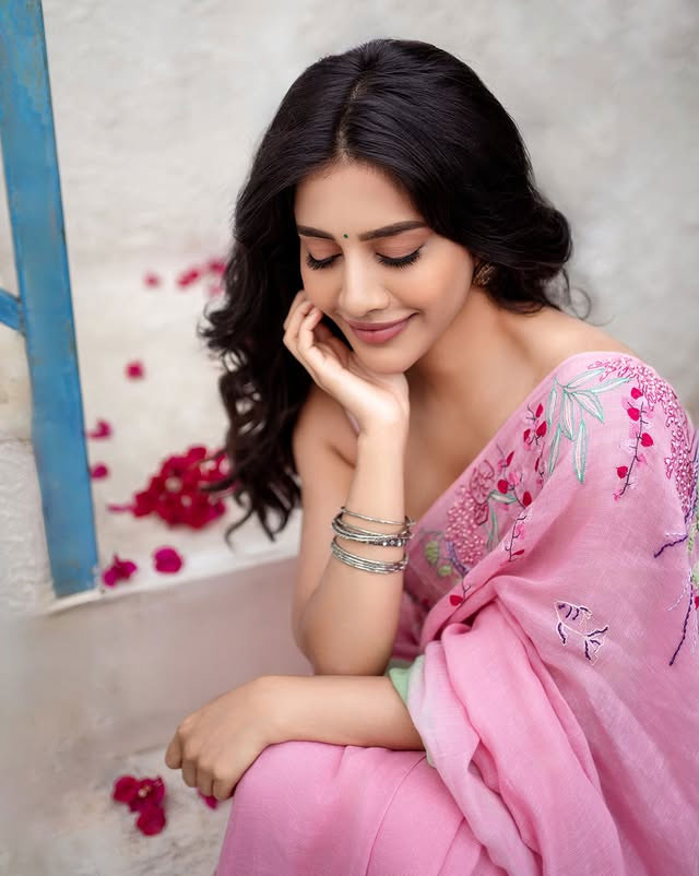 Nabha Natesh Shares Adorable Birthday Celebration Photos Nabha Natesh Shares Adorable Birthday Celebration Photos