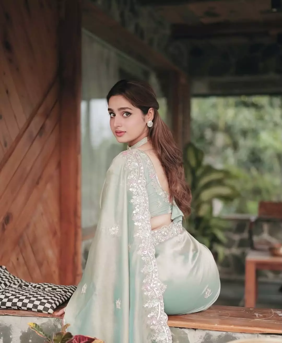 Ayesha Khan Shines With Viral Dhurandhar Song Shararat