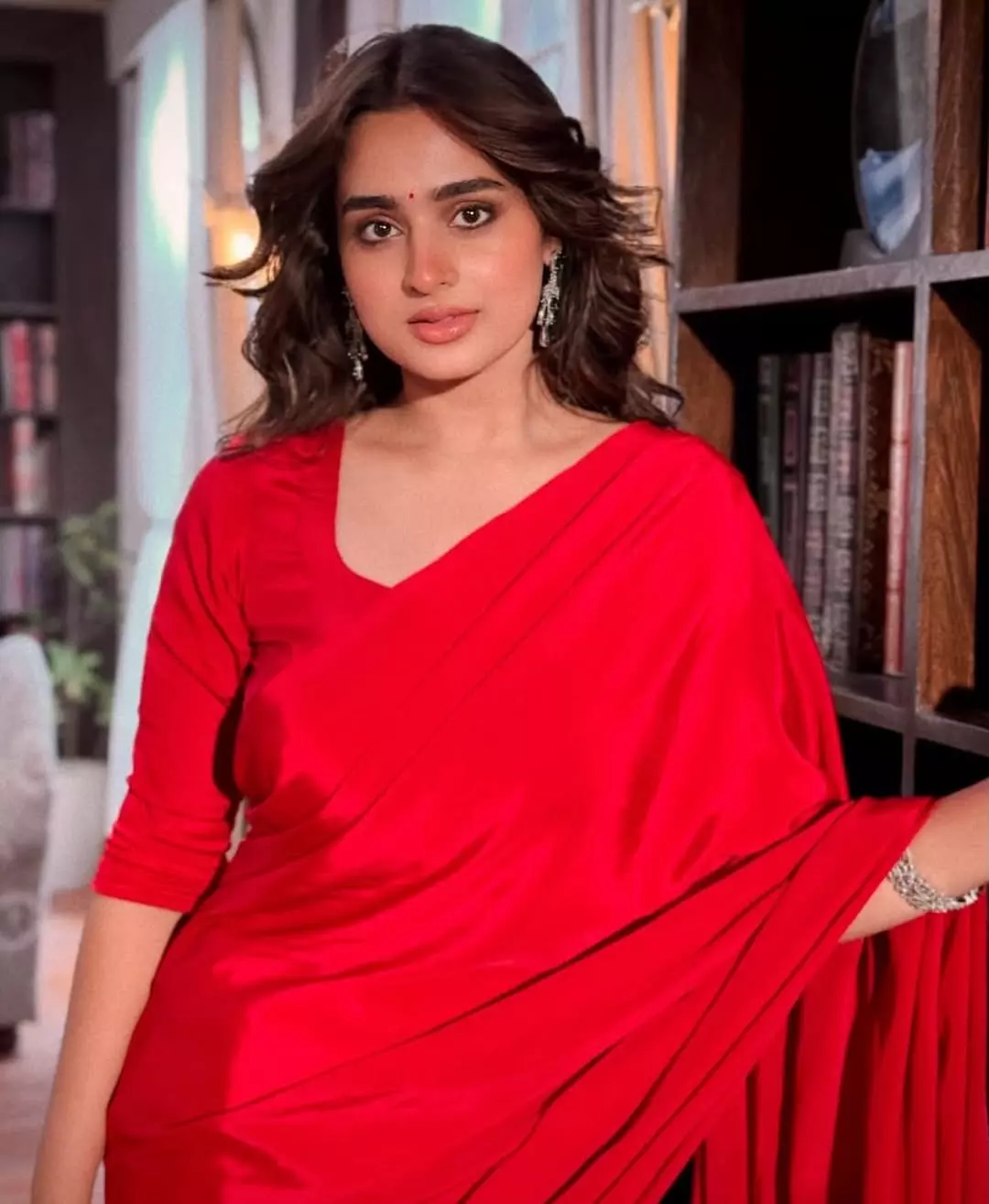 Ayesha Khan Shines With Viral Dhurandhar Song Shararat