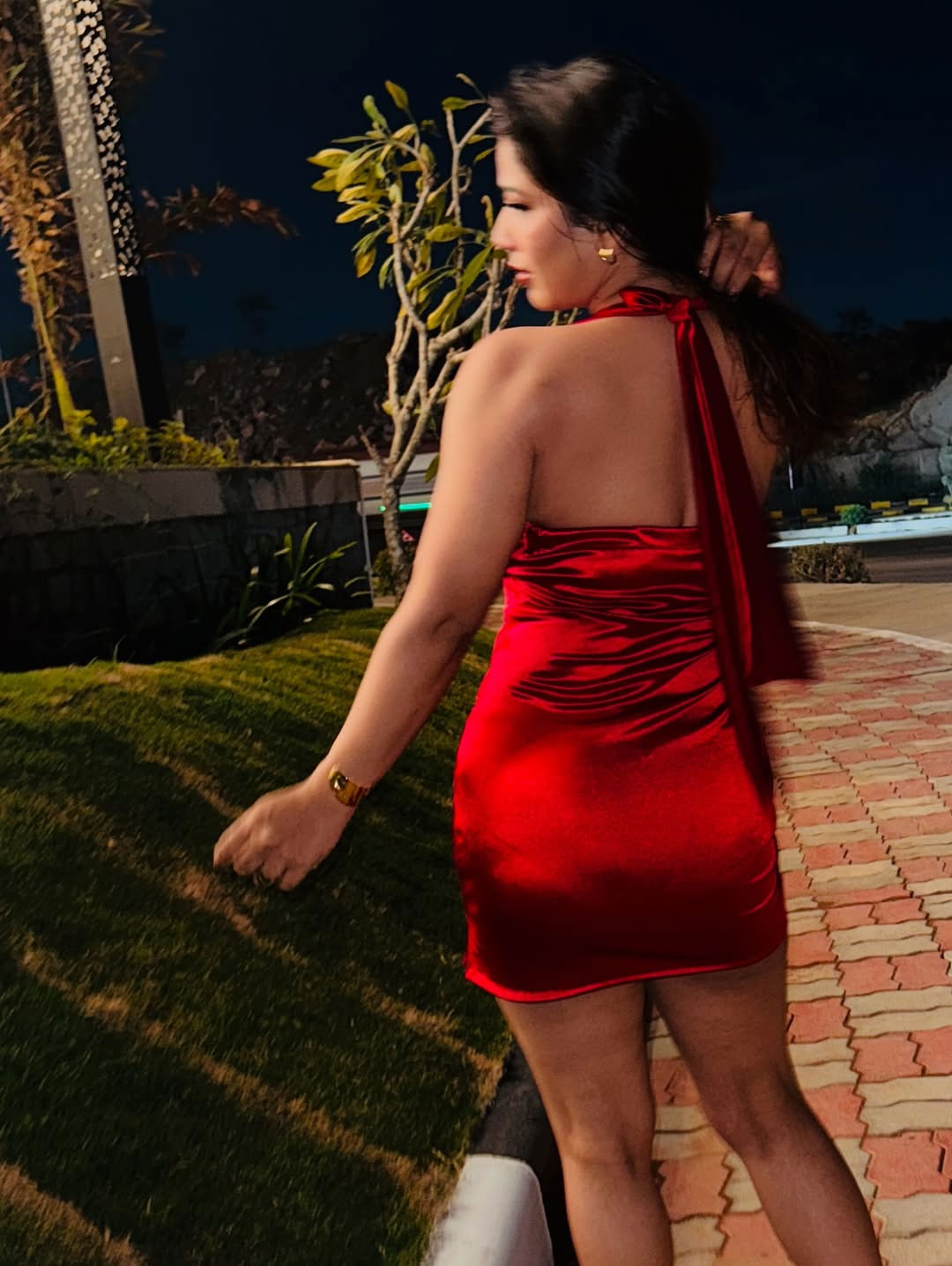 Doulath Sulthana Blends Confidence With Modern Style