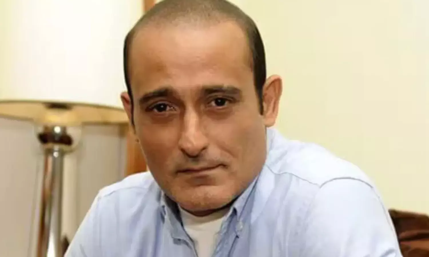 సక్సెస్తో వార్తల్లోకెక్కిన బాలీవుడ్ సీనియర్ బ్యాచిలర్ సక్సెస్తో వార్తల్లోకెక్కిన బాలీవుడ్ సీనియర్ బ్యాచిలర్