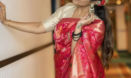 Anasuya in a Graceful Pink Saree Look
