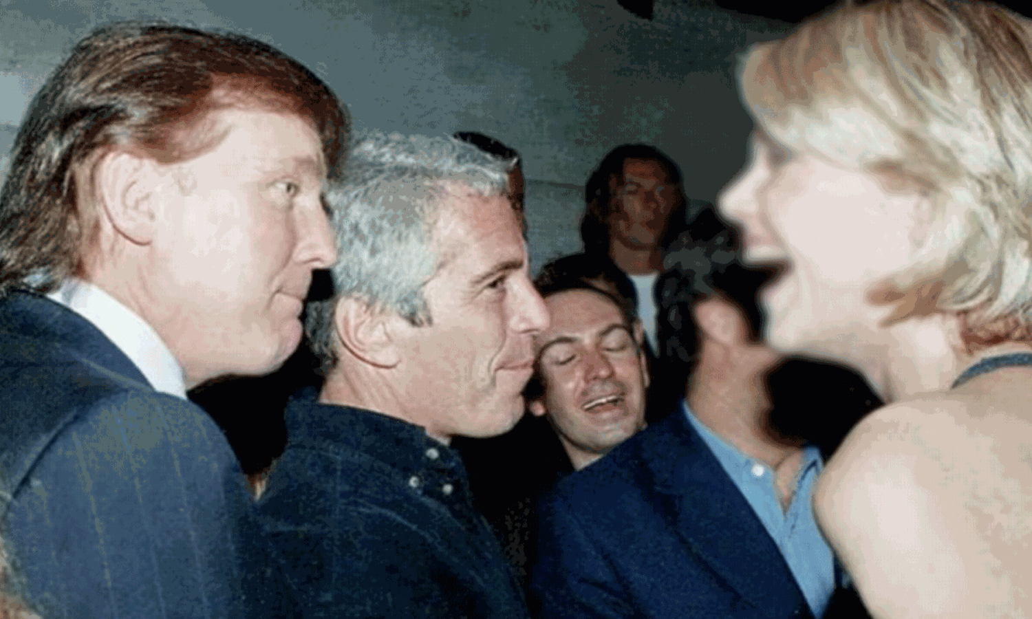 ట్రంప్, క్లింటన్, బిల్ గేట్స్.. ఎప్స్టీన్ ఫైల్స్ మరో బాంబ్ ట్రంప్, క్లింటన్, బిల్ గేట్స్.. ఎప్స్టీన్ ఫైల్స్ మరో బాంబ్