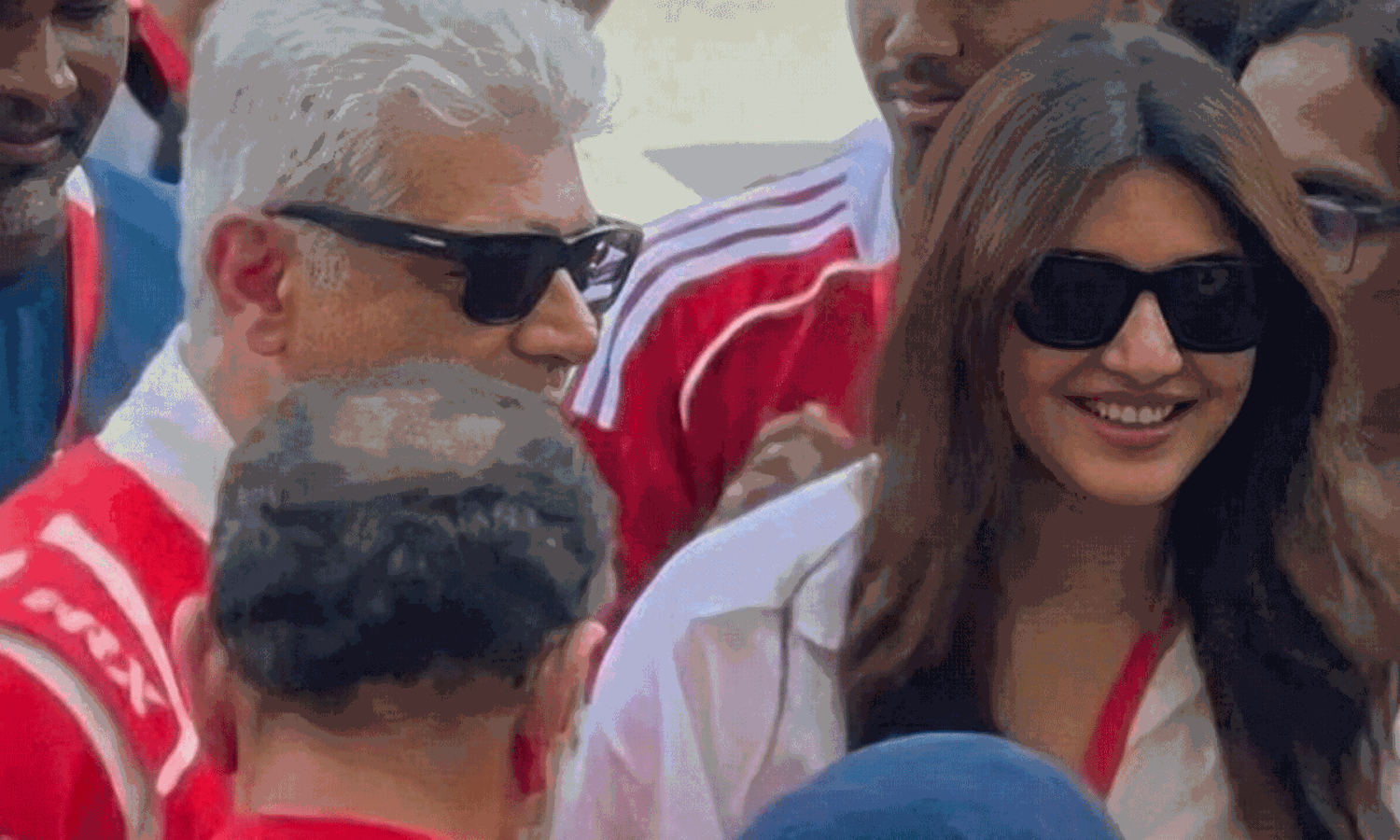 రేసింగ్ స్టార్ అజిత్తో డ్యాన్సింగ్ స్టార్ శ్రీలీల రేసింగ్ స్టార్ అజిత్తో డ్యాన్సింగ్ స్టార్ శ్రీలీల