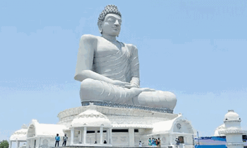 అమరావతికి రాజముద్ర... అడ్డంకులు అవేనా ?