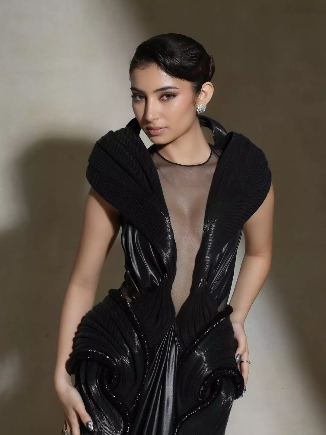 Black, Bold & Beautiful Sara Arjun Turns Heads Black, Bold & Beautiful Sara Arjun Turns Heads