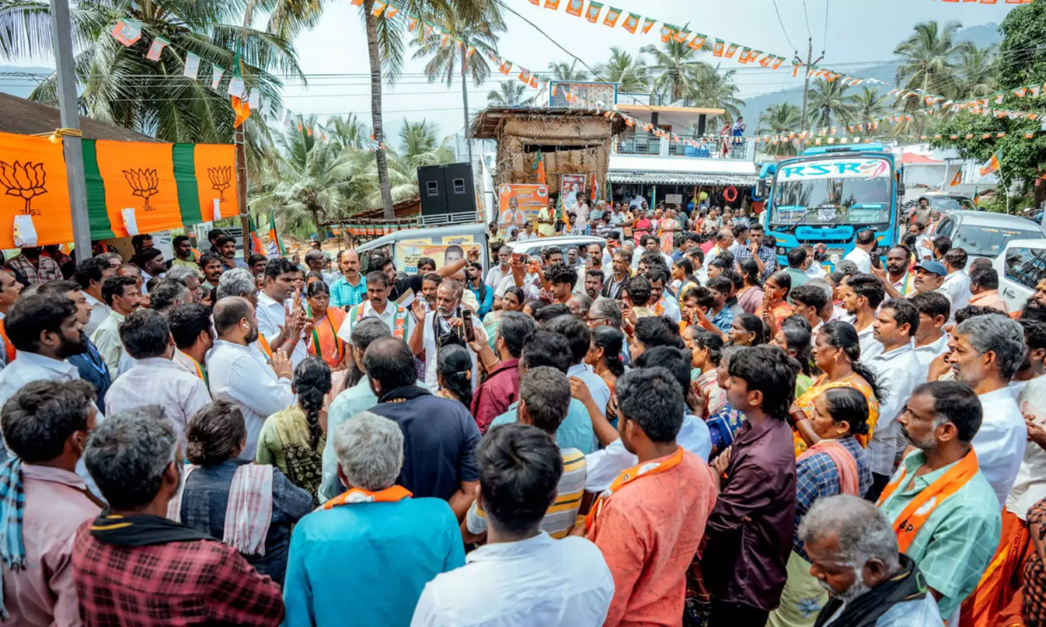 కేరళలో కొత్త చరిత్ర.. తొలిసారి ఆ కార్పొరేషన్లో కాషాయ జెండా కేరళలో కొత్త చరిత్ర.. తొలిసారి ఆ కార్పొరేషన్లో కాషాయ జెండా