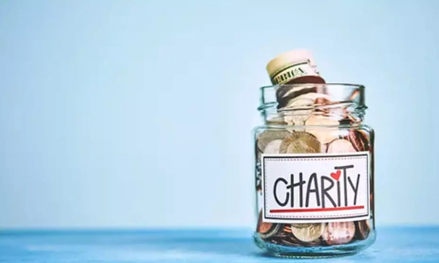 విలువైన ఆస్తులను దానం చేసిన సెలబ్రిటీస్.. విలువైన ఆస్తులను దానం చేసిన సెలబ్రిటీస్..